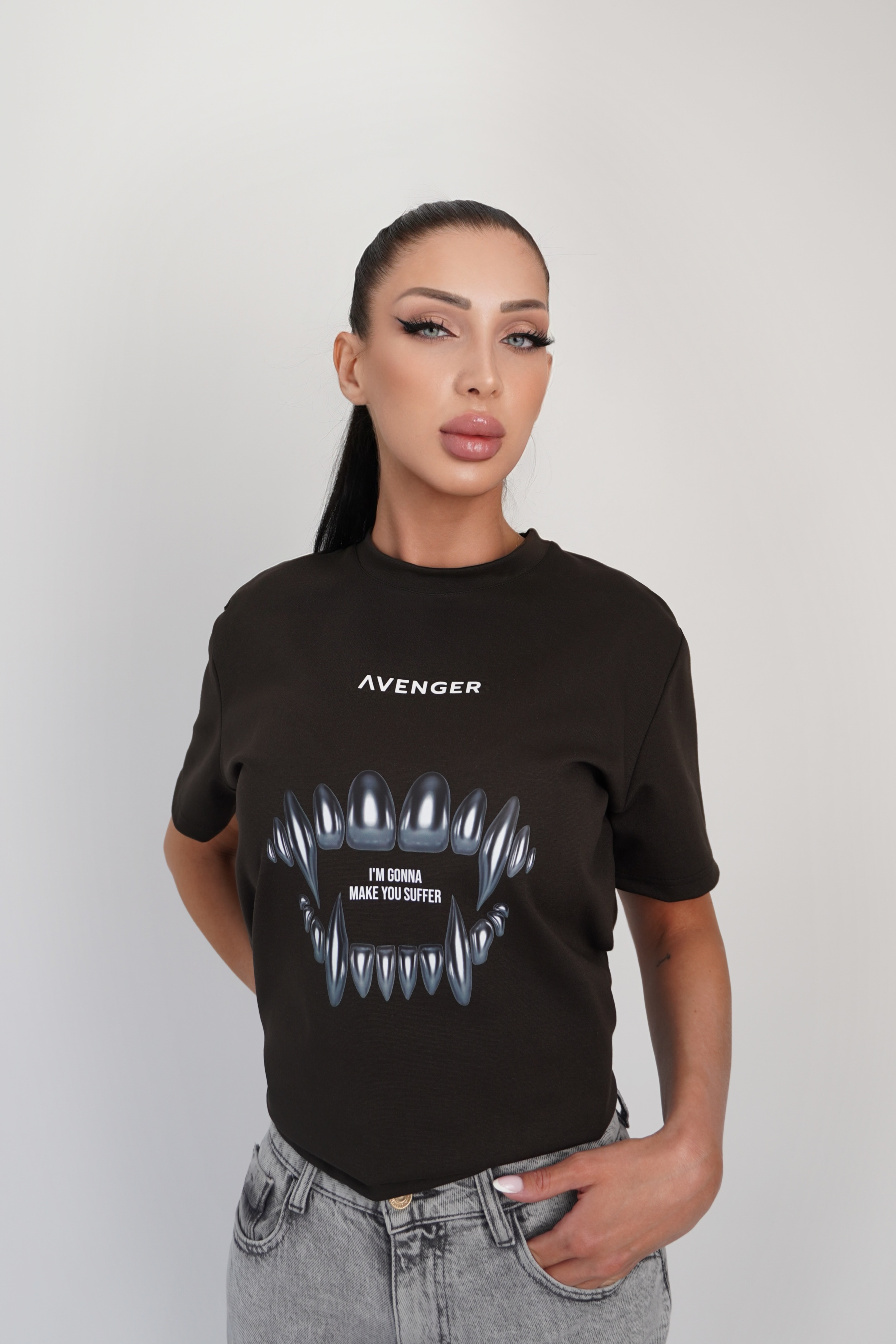 Тениска "Suffer"
