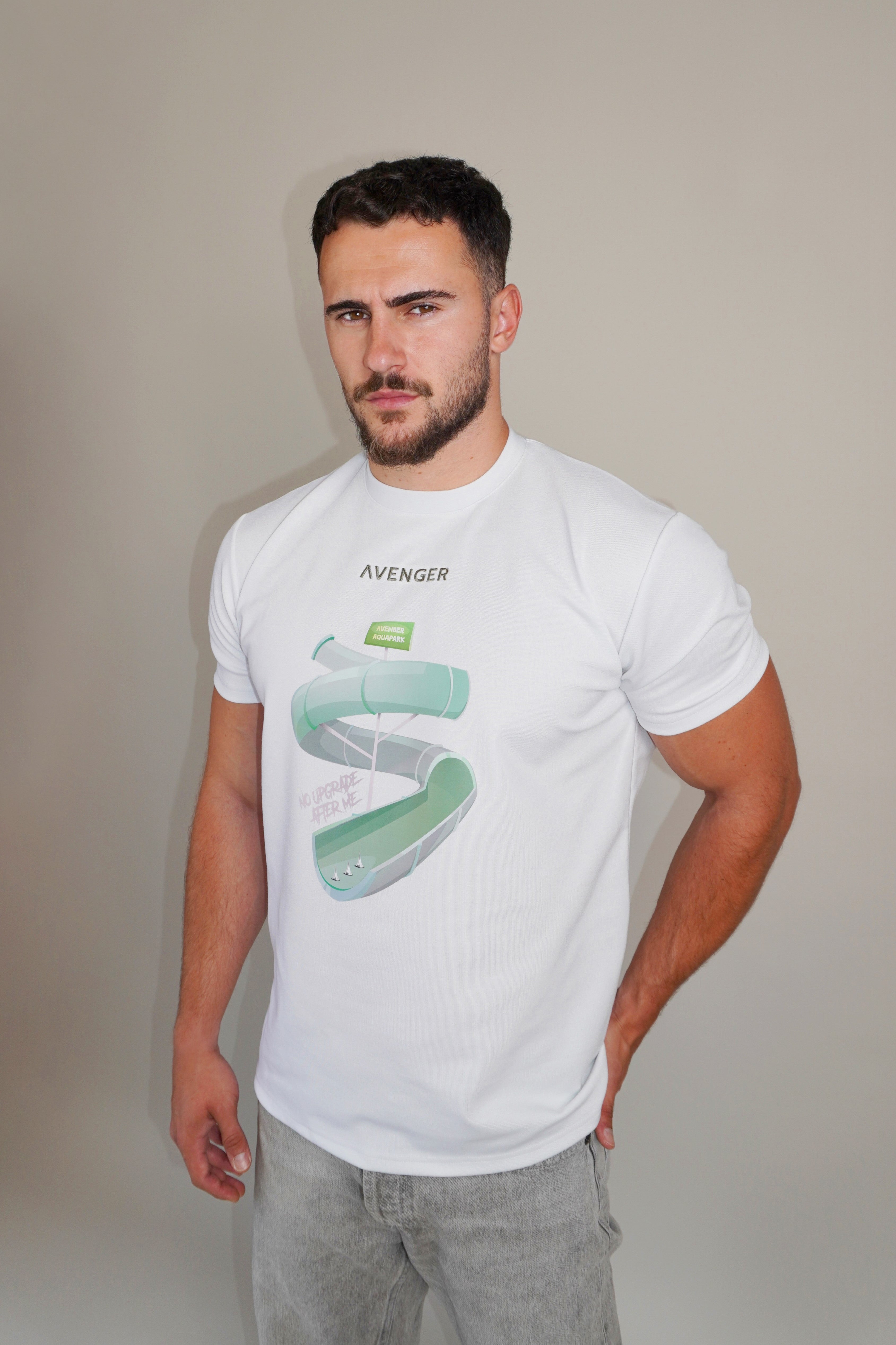 Тениска "No upgrade"