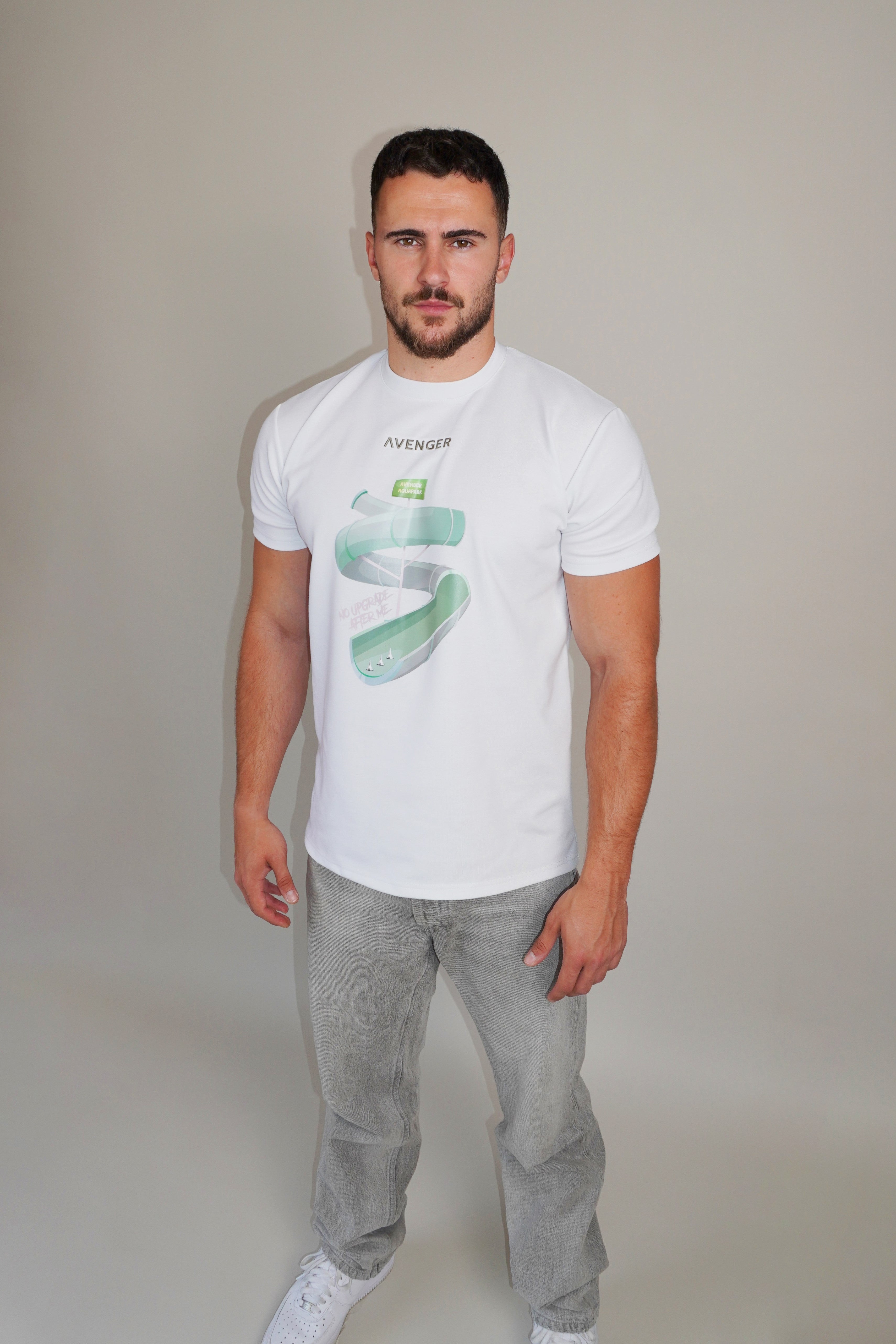 Тениска "No upgrade"