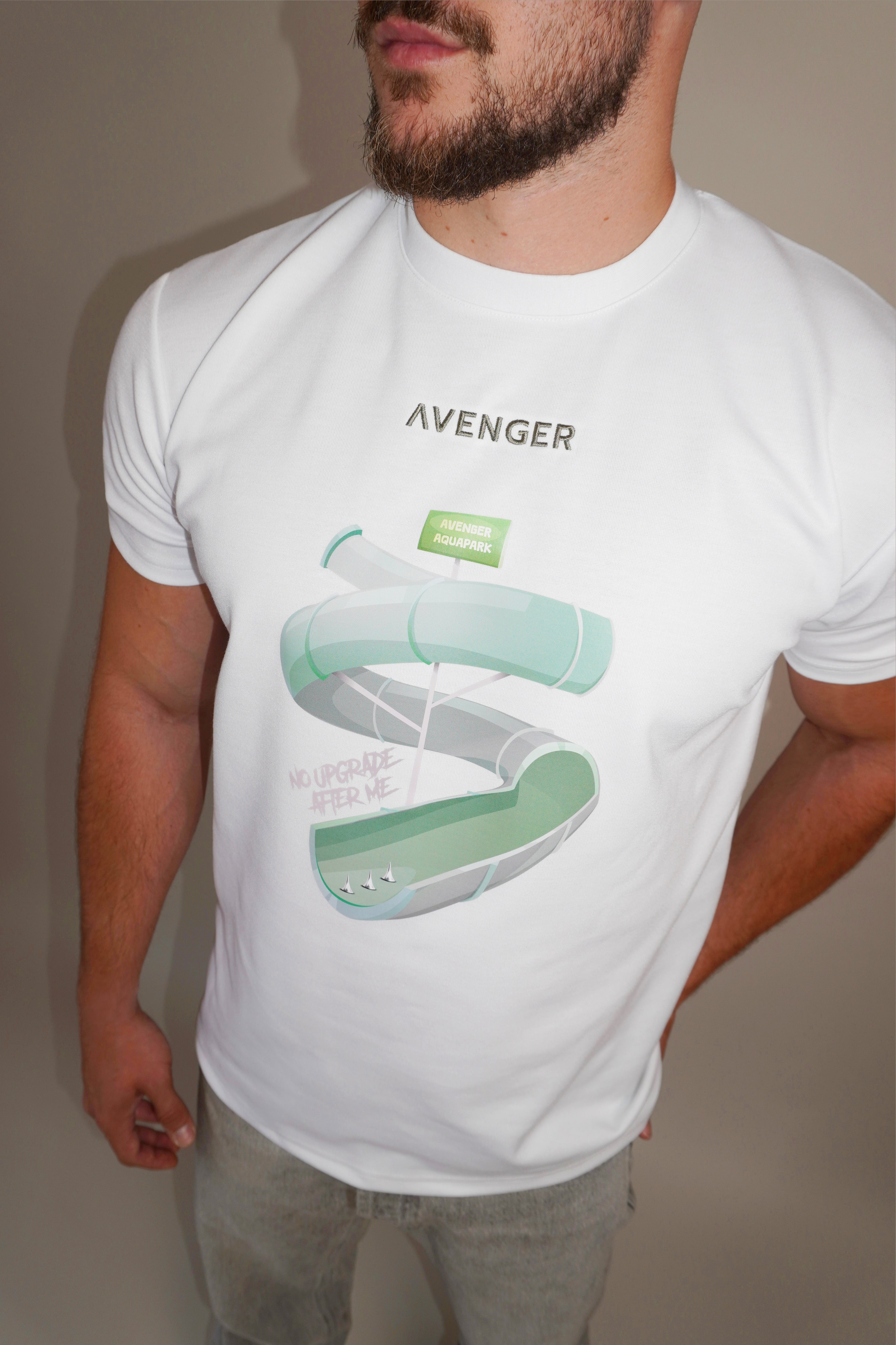 Тениска "No upgrade"