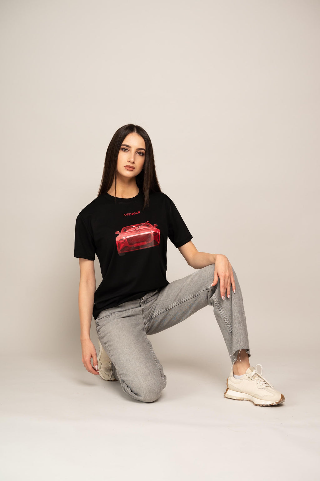 Тениска "U r next"